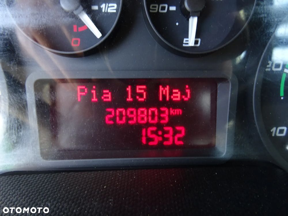 Iveco 35C15 Wywrotka 3- stronna 3,0 HPI KLIMA HAK Wzmocnione Resory Piękna - 33