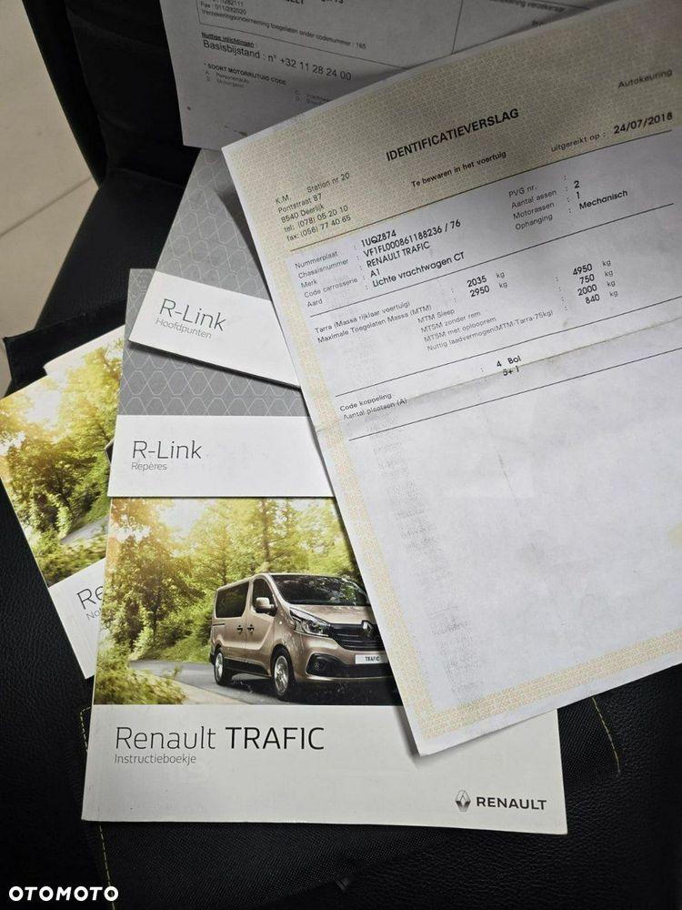 Renault Trafic - 12