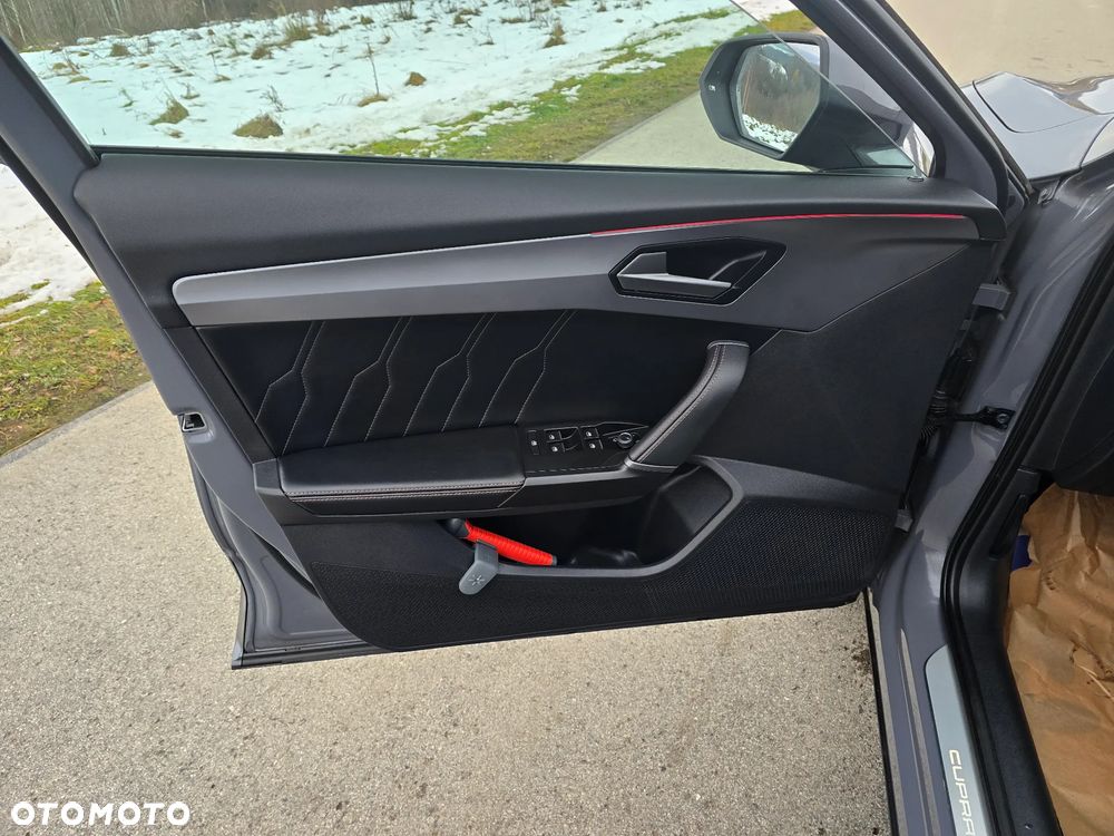 Cupra Formentor 1.5 eTSI DSG - 19