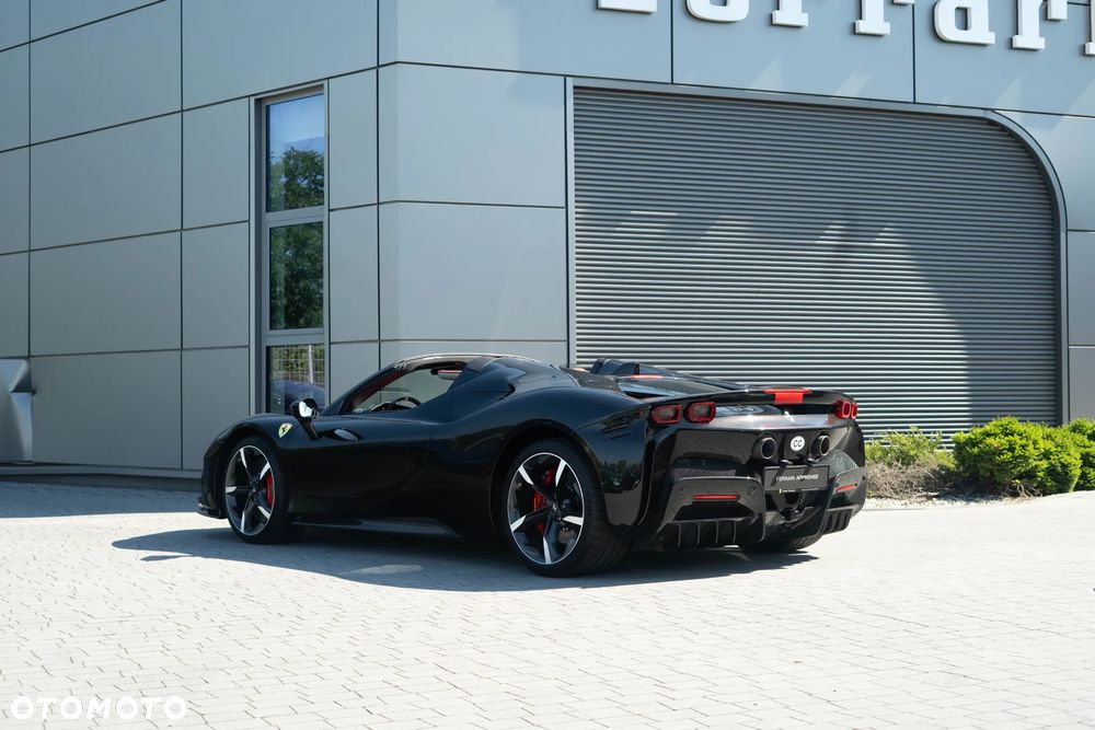 Ferrari SF90 Spider - 6