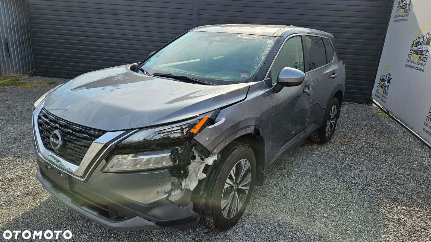 Nissan Rogue - 5