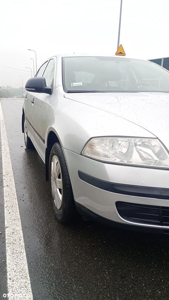 Skoda Octavia 1.6 Classic - 2