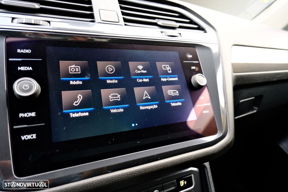 VW Tiguan Allspace 2.0 TDI Confortline DSG - 26
