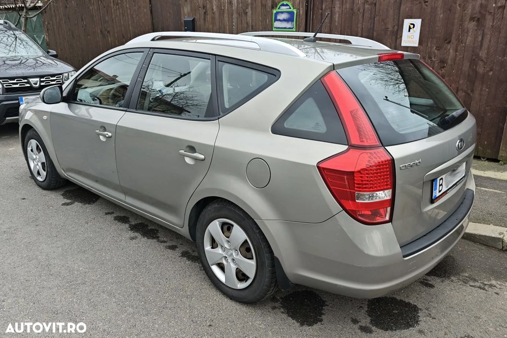 Kia Ceed 1.4 CVVT SW Vision - 4