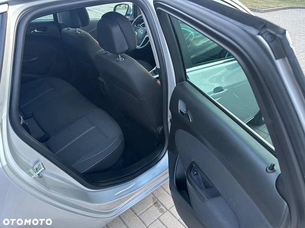 Opel Astra 1.4 Turbo - 22