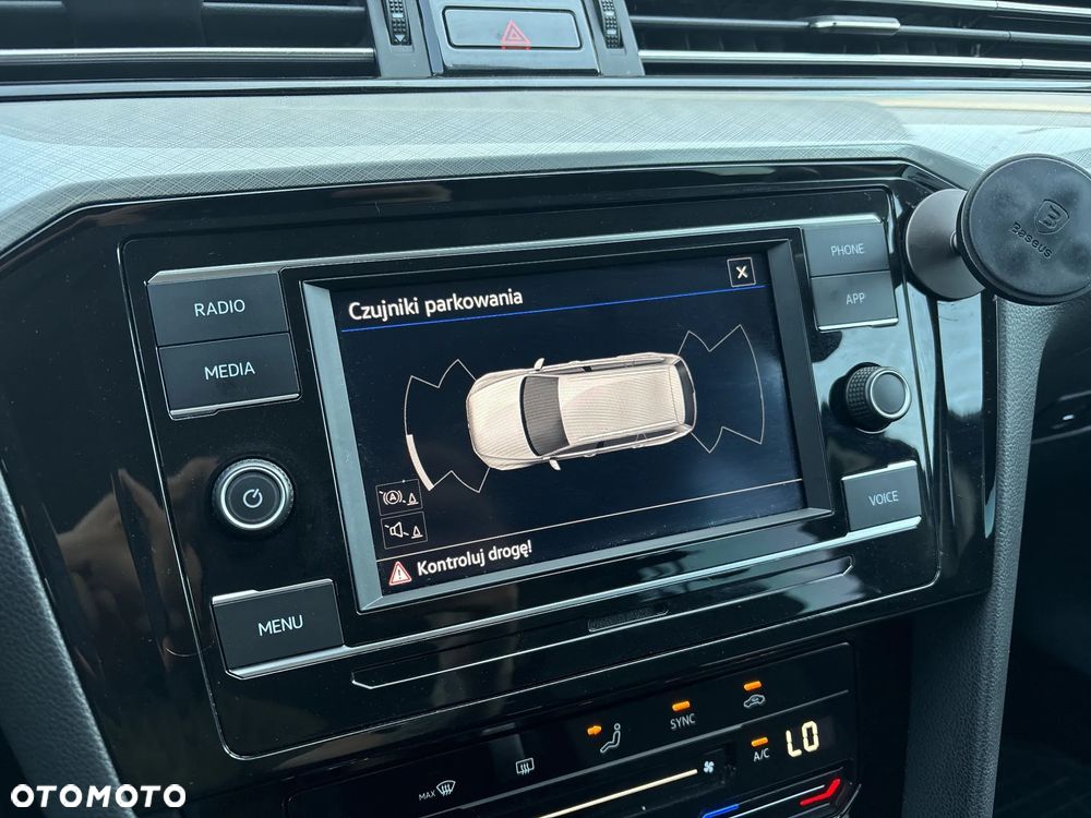 Volkswagen Passat 2.0 TDI EVO Business DSG - 30