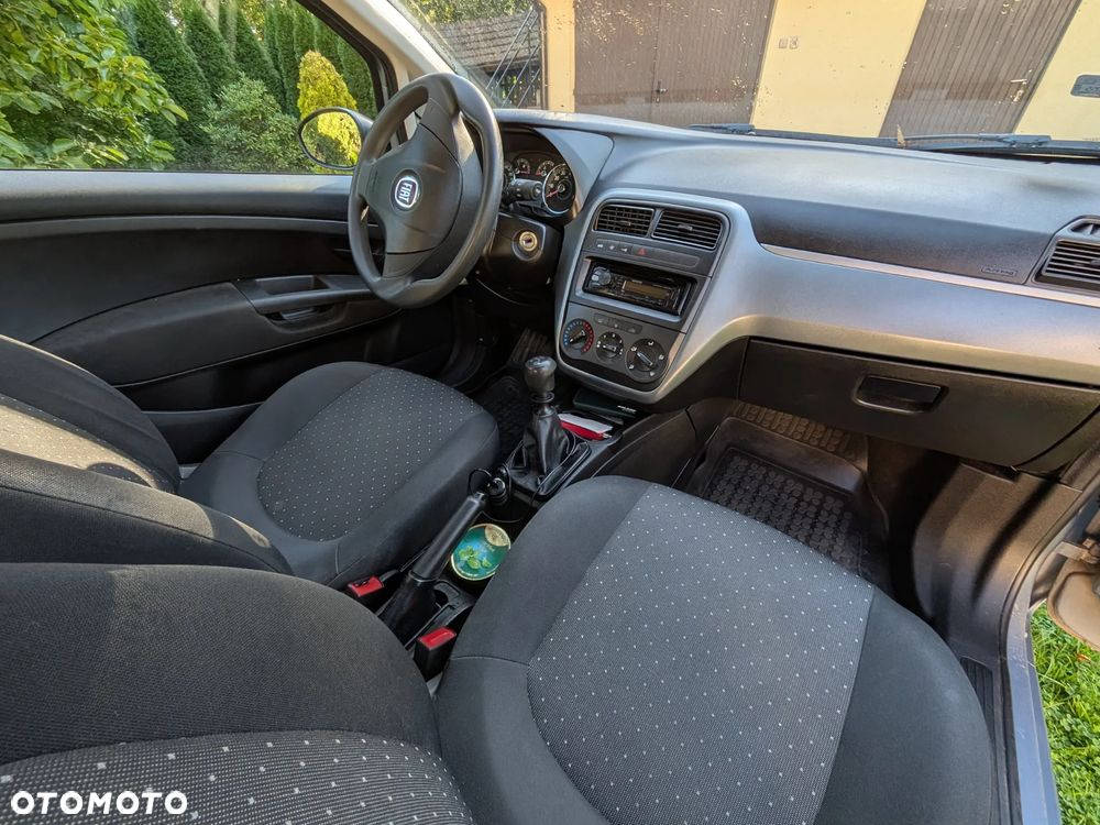 Fiat Grande Punto - 5