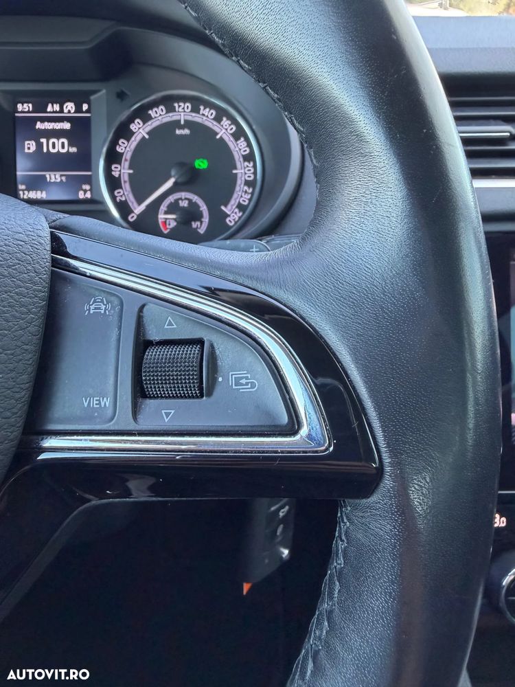 Skoda Octavia 2.0 TDI DSG Style - 13