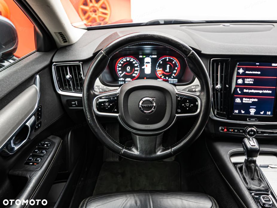 Volvo S90 D4 Inscription - 12