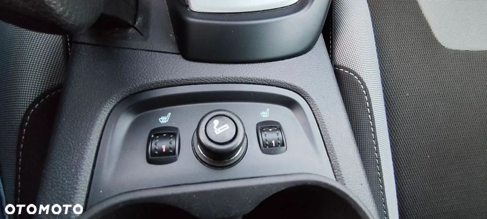 Ford Focus 1.0 EcoBoost Start-Stopp-System Champions Edition - 12