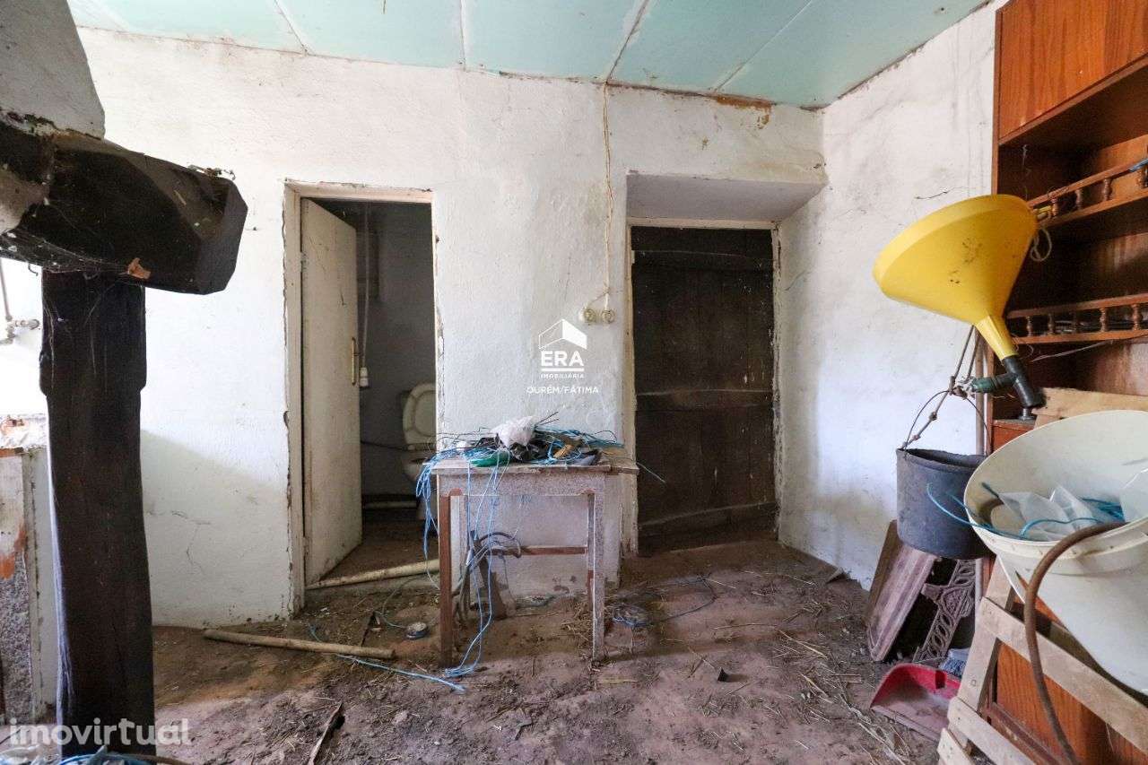 Moradia T3 com Terreno em Boleiros, Fátima! - Grande imagem: 3/16