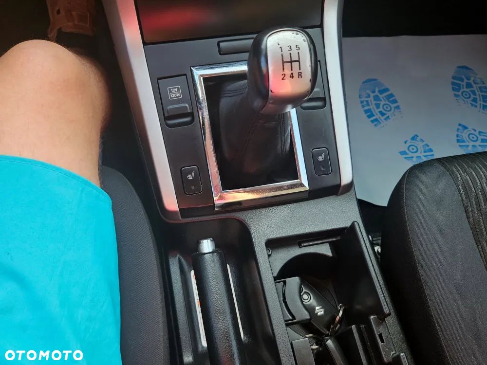 Suzuki Grand Vitara 1.9 DDiS Premium EU5 - 20