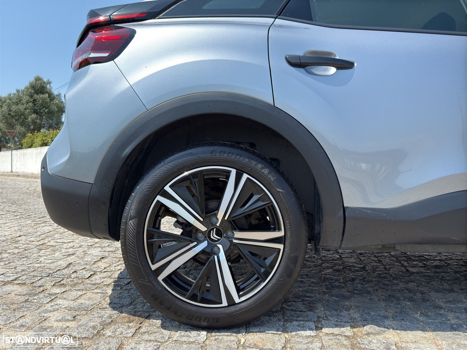 Citroën C4 PureTech 130 Stop&Start EAT8 FEEL PACK - 19