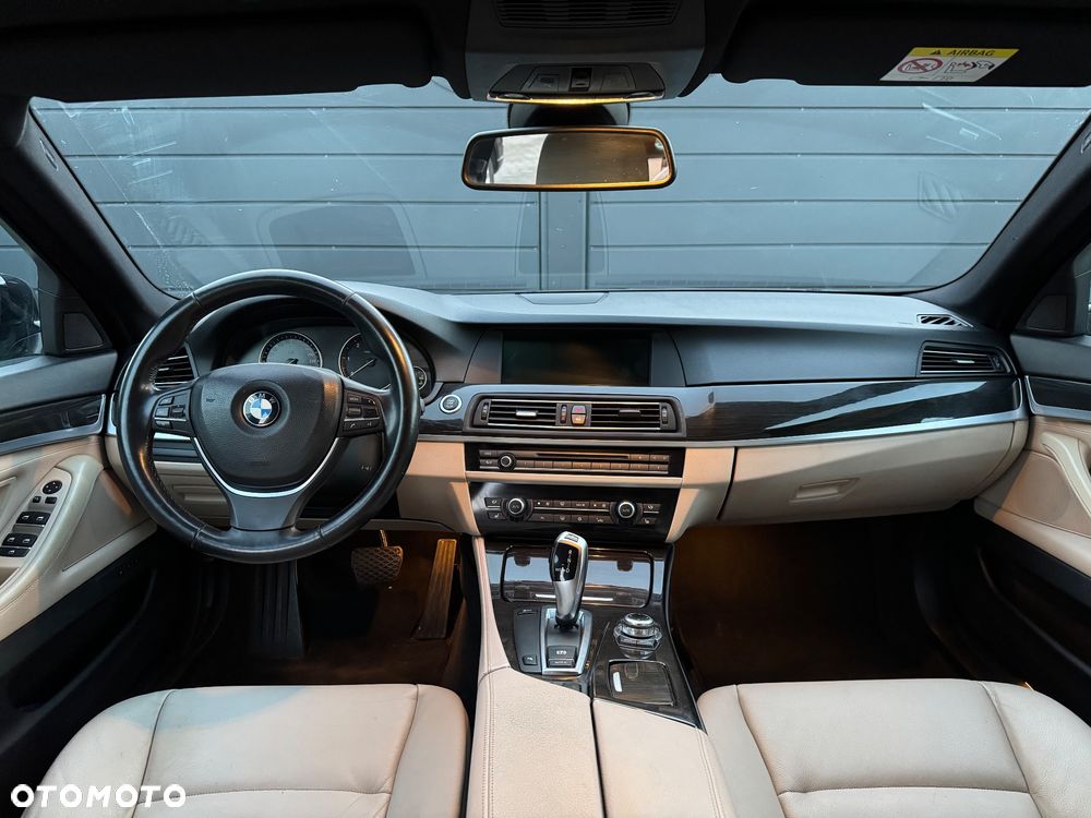 BMW Seria 5 520d - 12