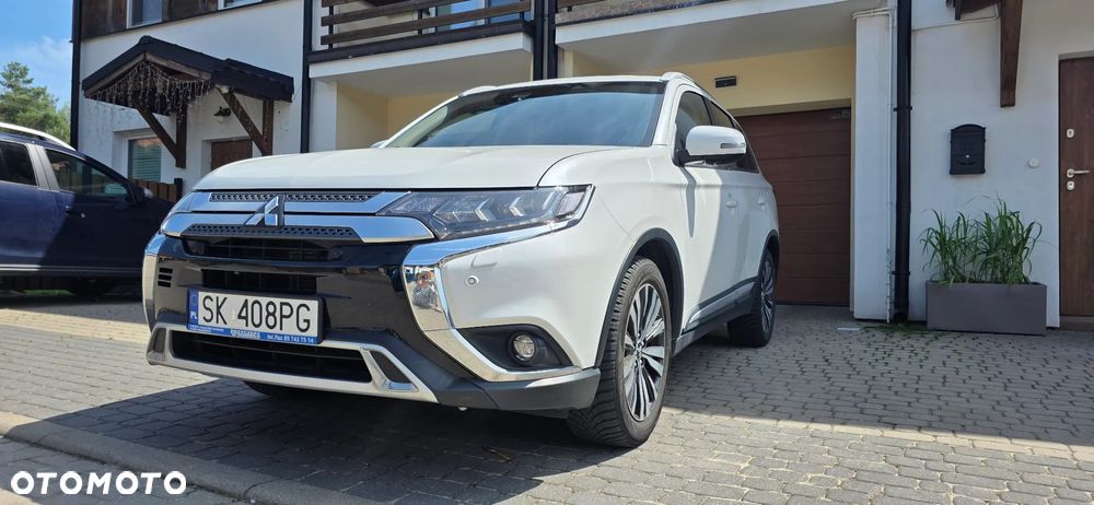 Mitsubishi Outlander 2.0 Instyle SDA 4WD CVT - 29