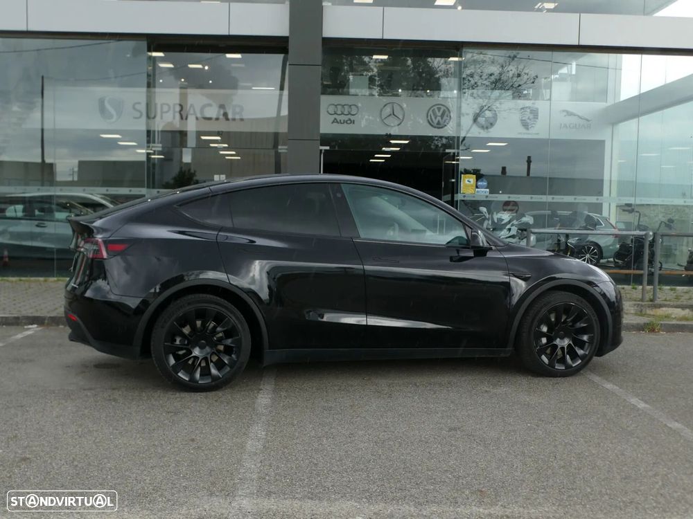 Tesla Model Y Long Range Tração Integral - 17