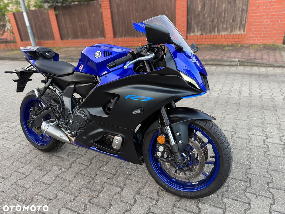 Yamaha R7 - 1