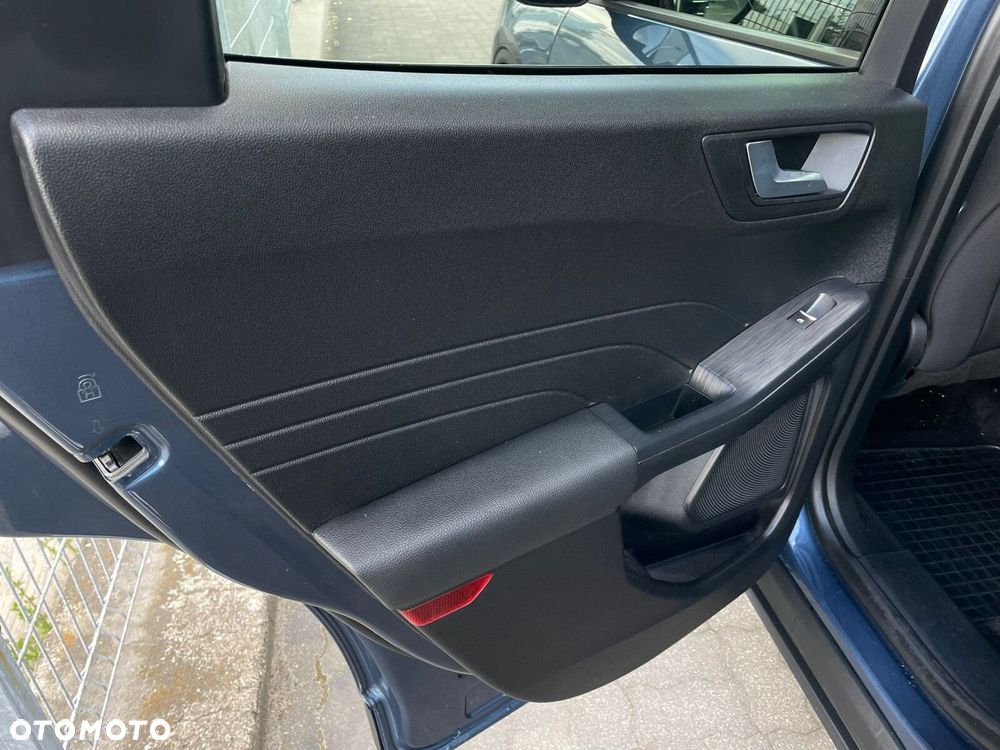 Ford Kuga - 11