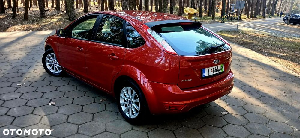 Ford Focus 1.6 16V Ghia - 2