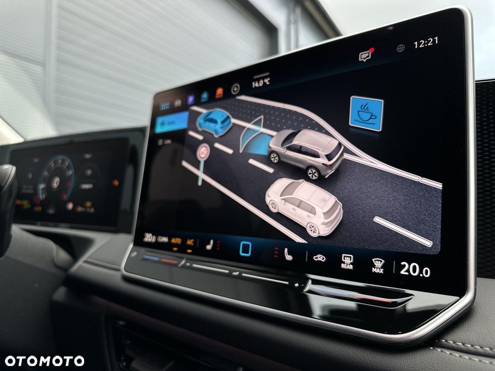 Volkswagen Tiguan - 32