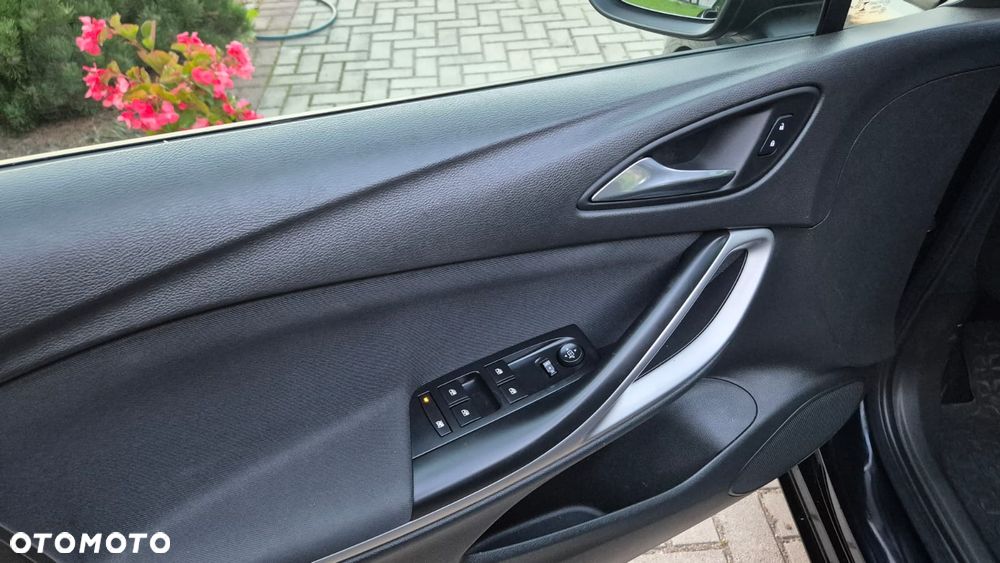 Opel Astra 1.6 CDTI Dynamic - 8