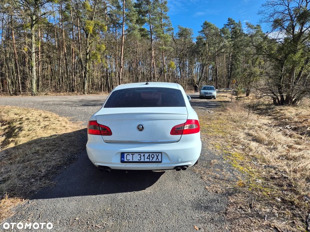 Skoda Superb 3.6 FSI 4x4 Elegance DSG - 4
