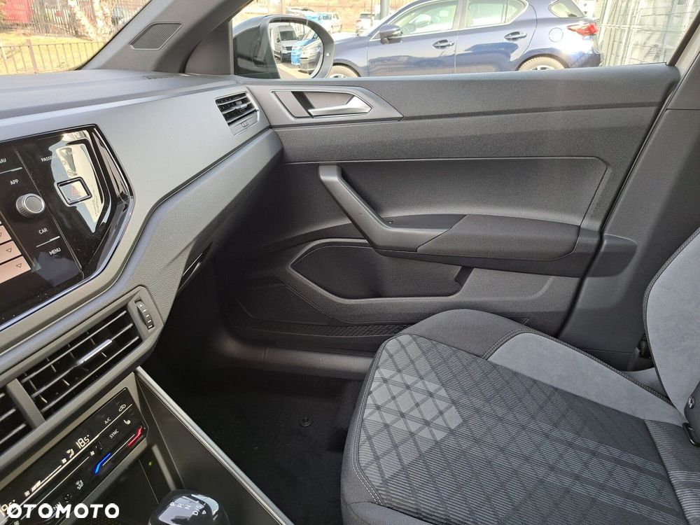 Volkswagen Taigo 1.5 TSI ACT R-Line DSG - 16