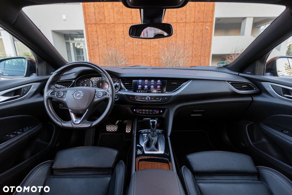 Opel Insignia 2.0 Direct InjectionTurbo GSI - 14