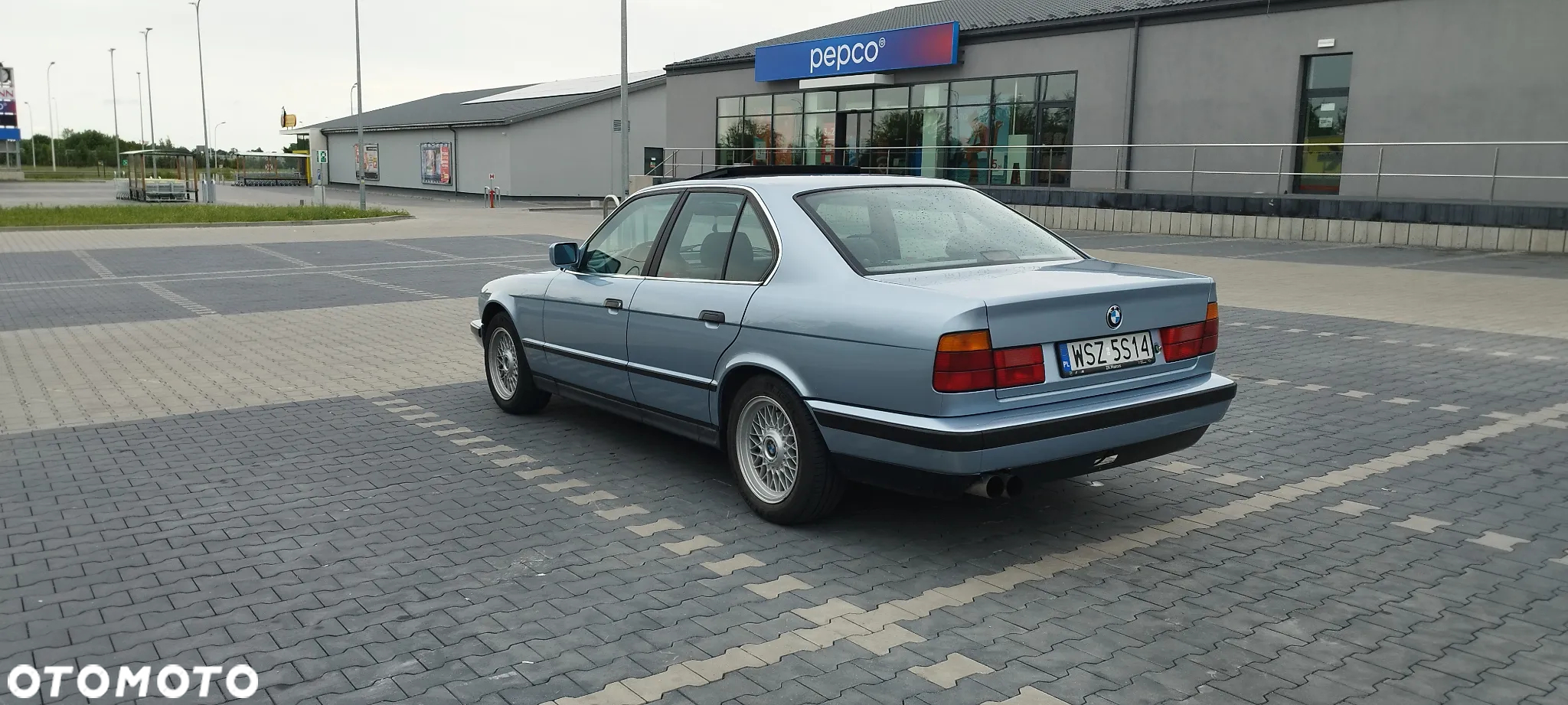 BMW Seria 5 520i - 7