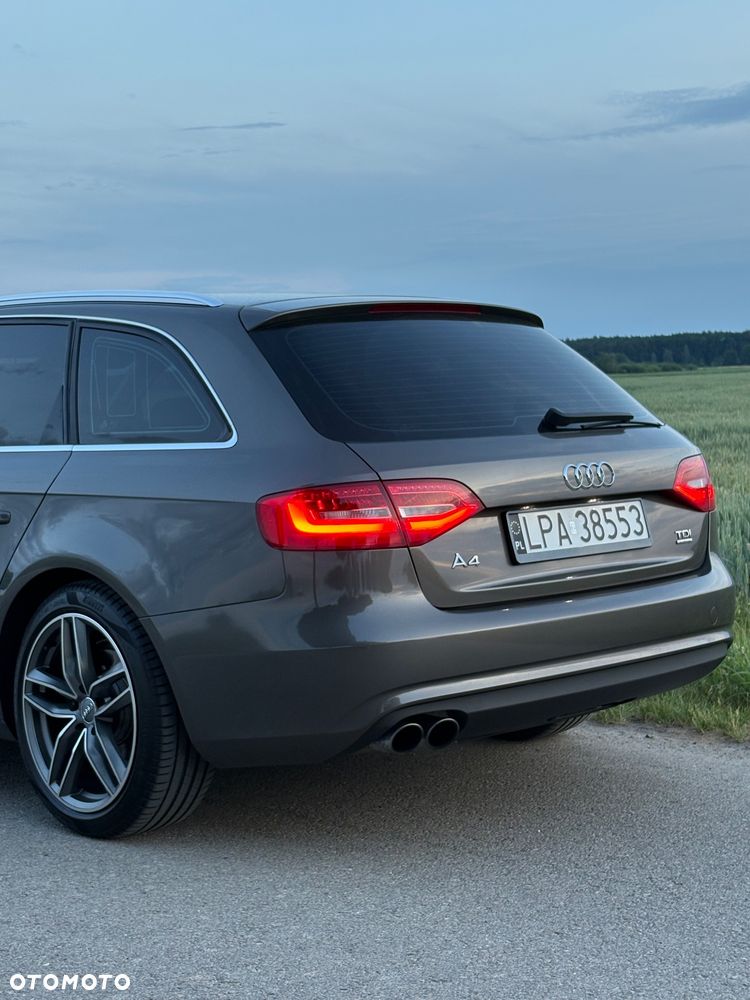 Audi A4 Avant 2.0 TDI Quattro - 13