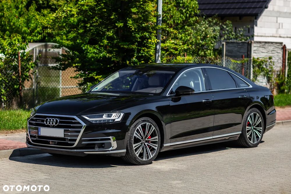 Audi A8 - 6