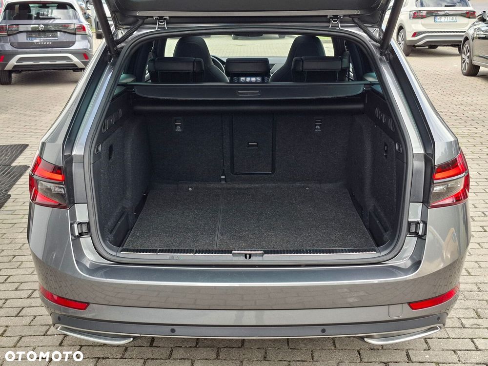 Skoda Superb 2.0 TDI SCR 4x4 Sportline DSG - 39