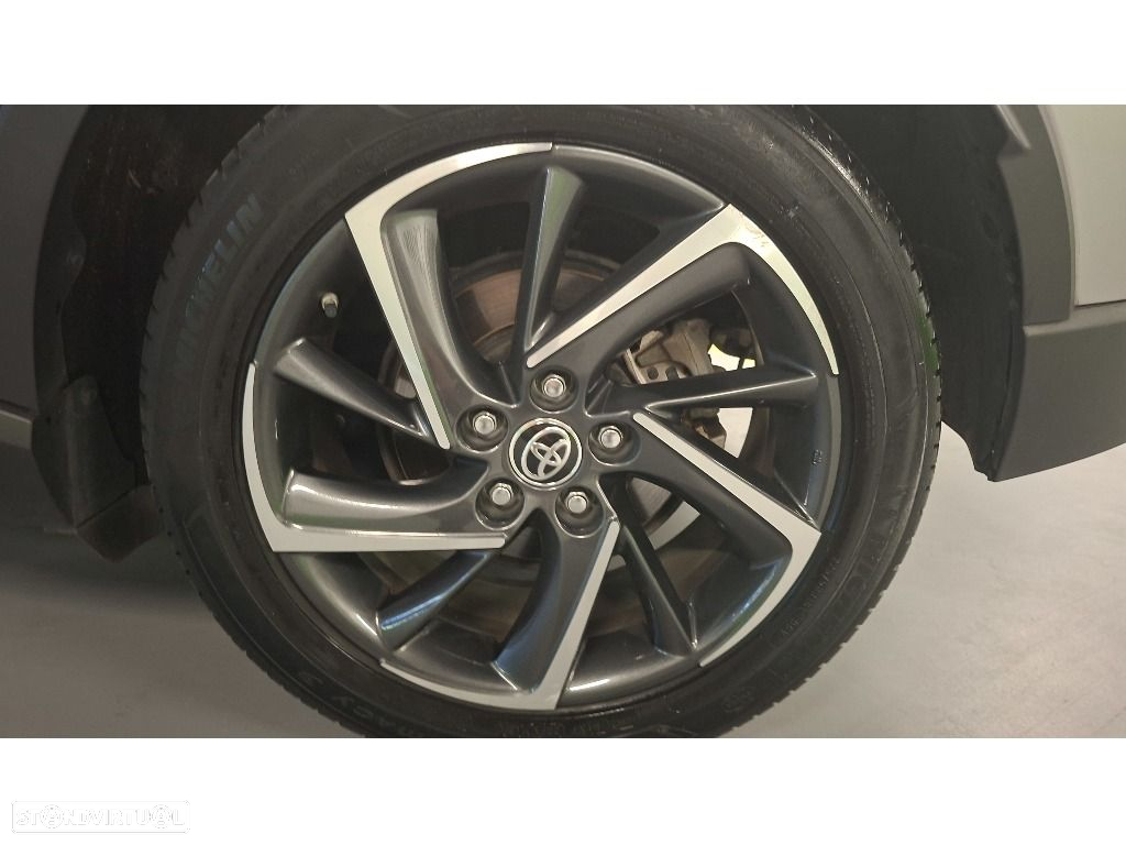 Toyota C-HR 2.0 Hybrid Lounge - 19