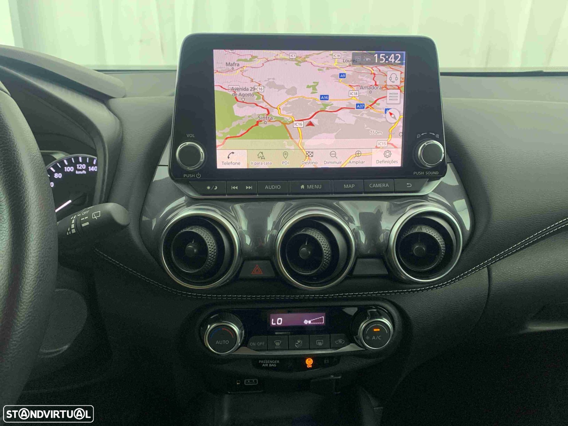 Nissan Juke 1.0 DIG-T N-Connecta NAV.+TwoTone NC DCT - 9