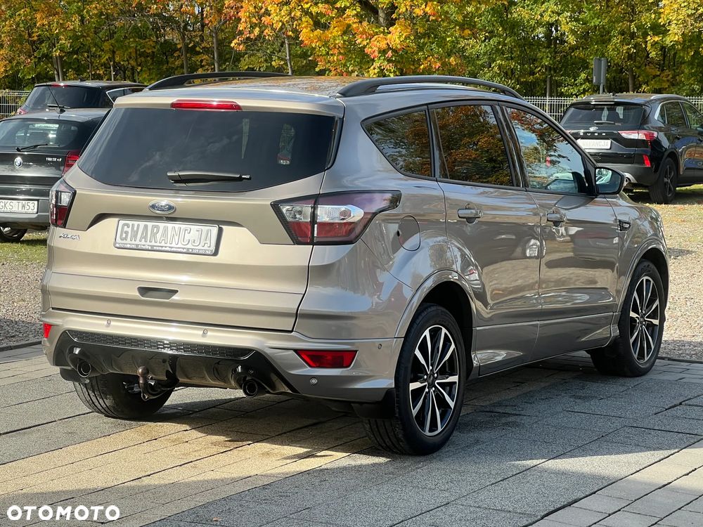 Ford Kuga 2.0 EcoBlue 4x4 ST-LINE - 10