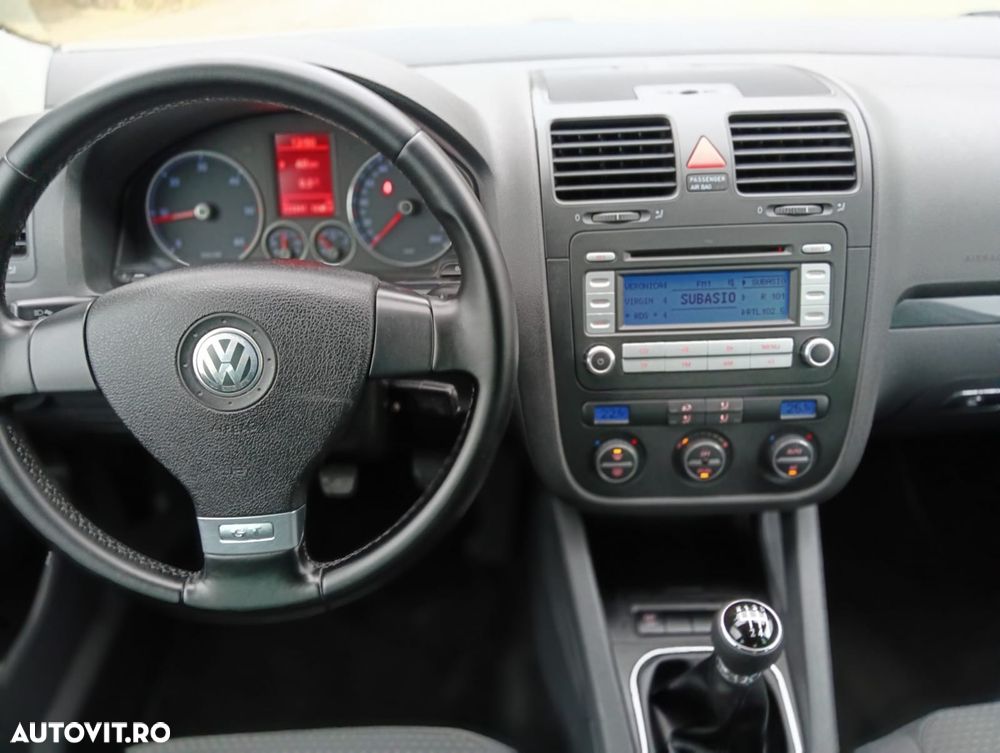 Volkswagen Golf 1.9 TDI DPF Sportline - 18