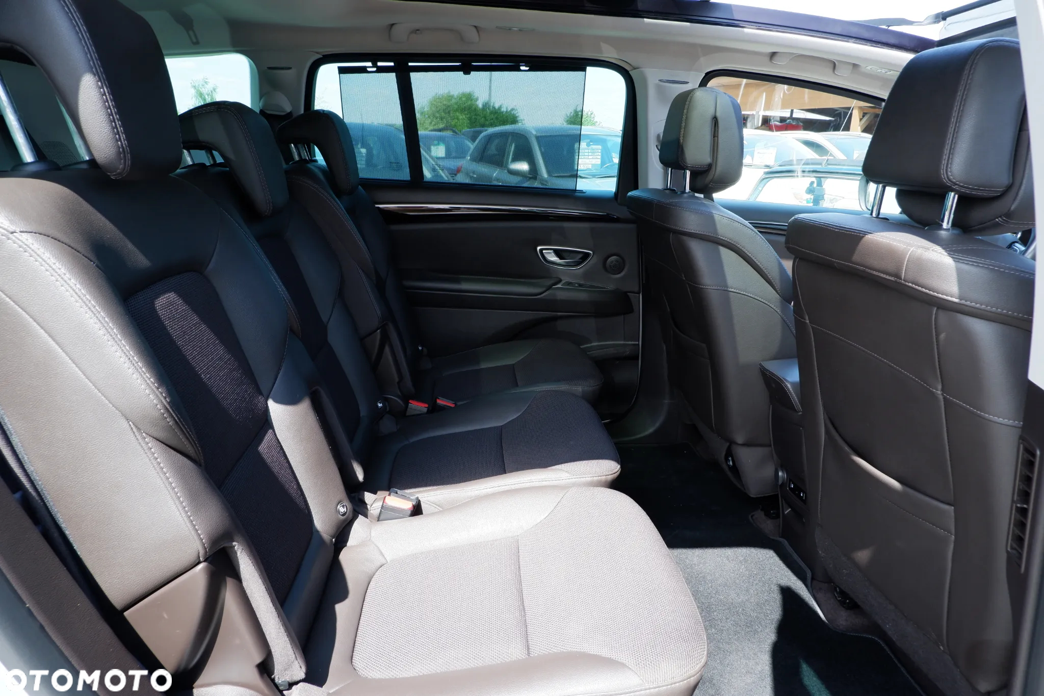 Renault Espace 1.6 dCi Energy SL Techno EDC 7 os - 13