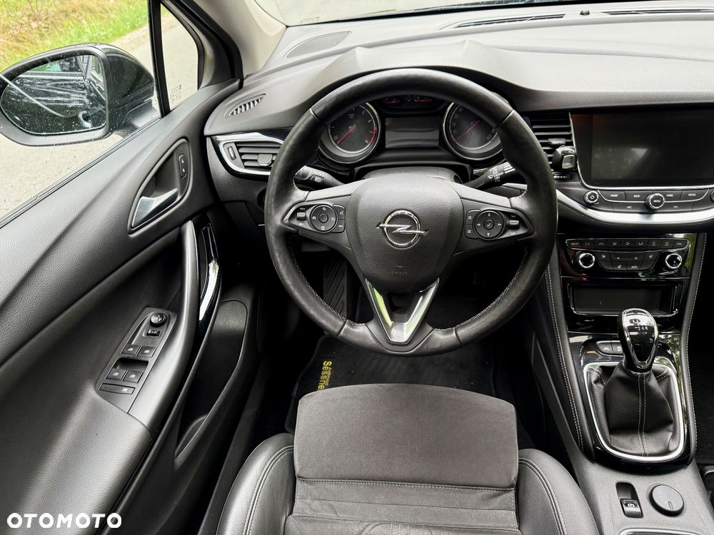 Opel Astra 1.6 Turbo Start/Stop Innovation - 19