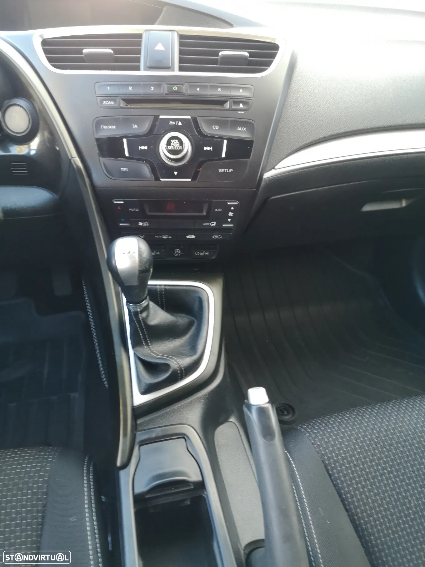 Honda Civic Tourer 1.6 i-DTEC Comfort - 9