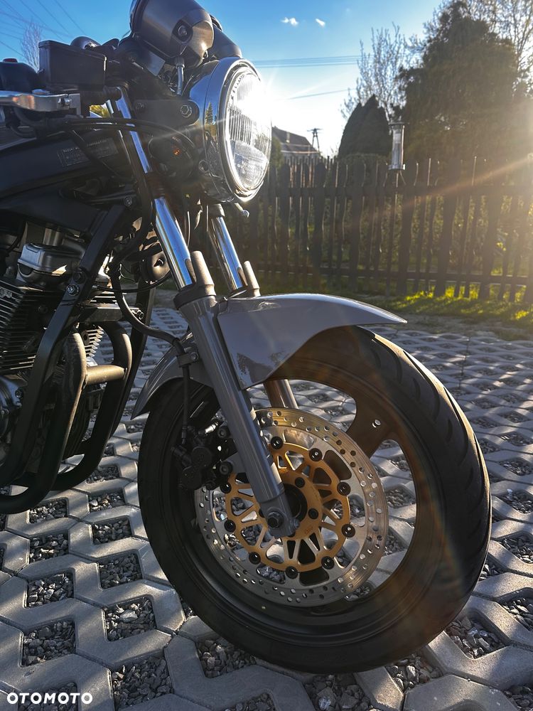 Suzuki GS - 4