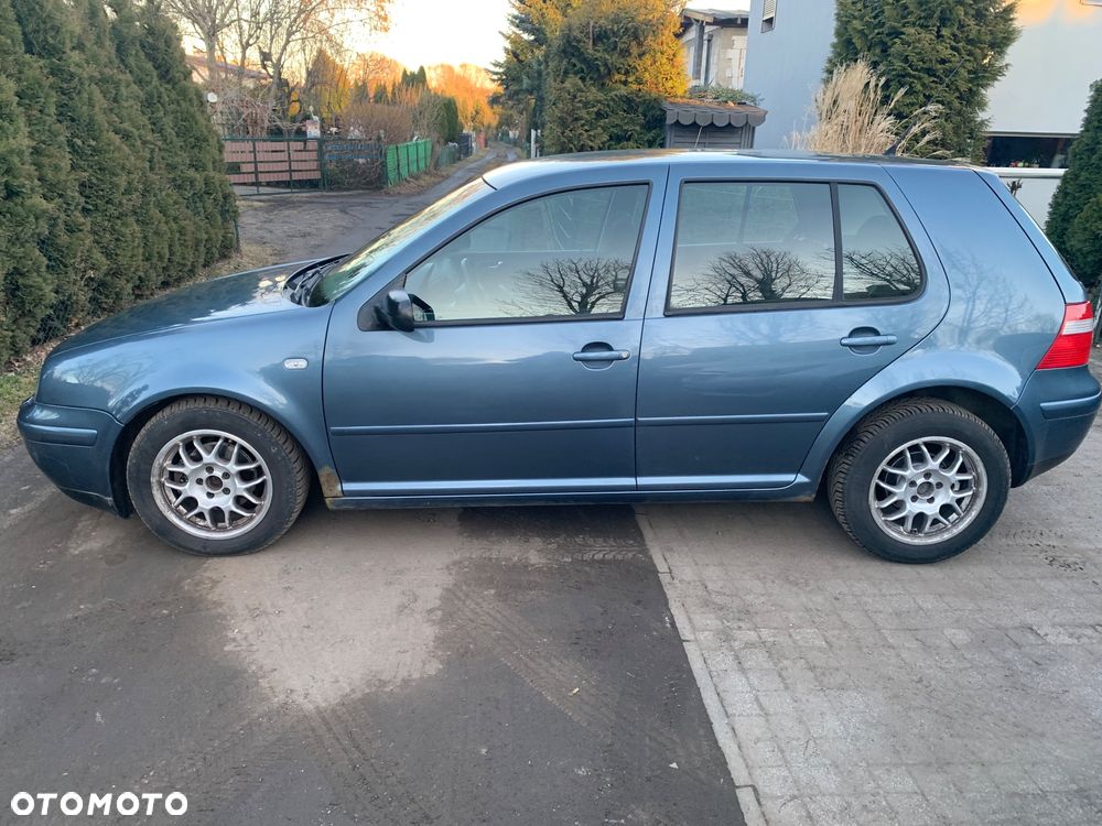 Volkswagen Golf - 13