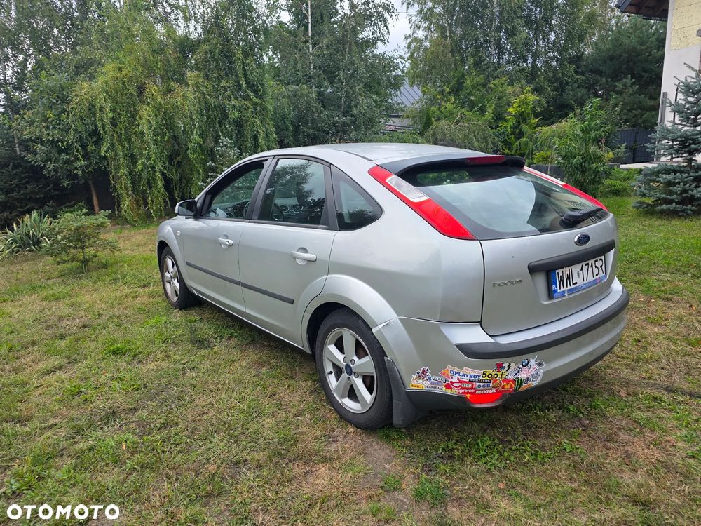 Ford Focus 1.6 Trend - 11