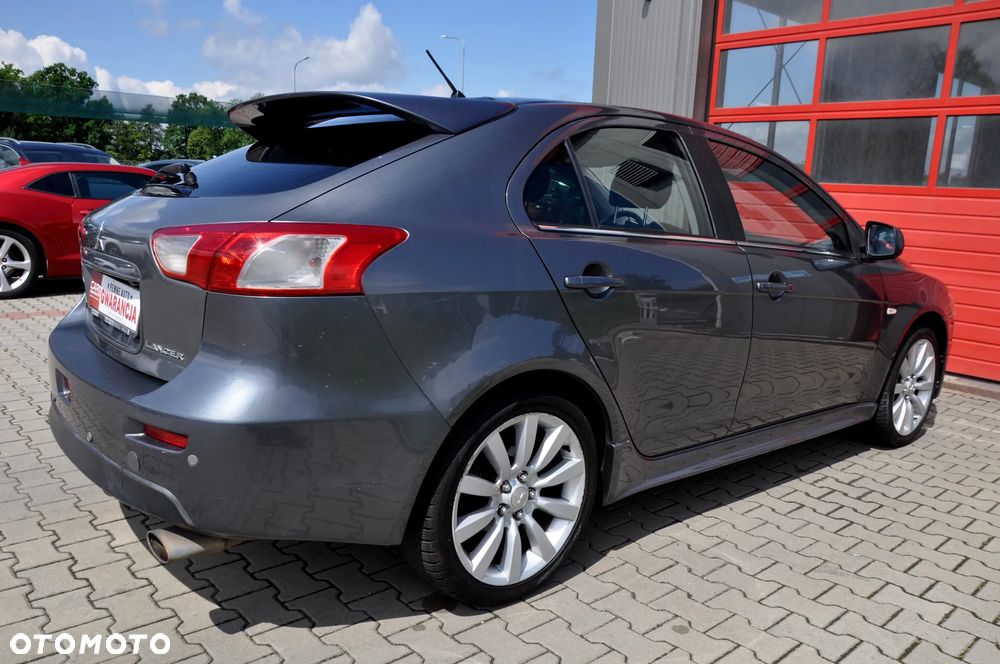 Mitsubishi Lancer 1.8 CVT Intense - 17