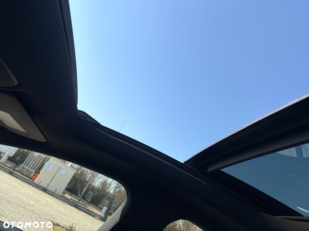 Mercedes-Benz CLA 250 4Matic 7G-DCT - 23
