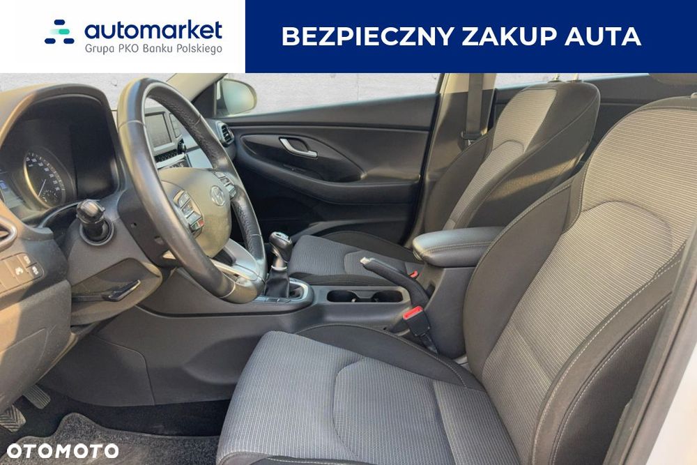 Hyundai i30 1.4 Classic + - 10