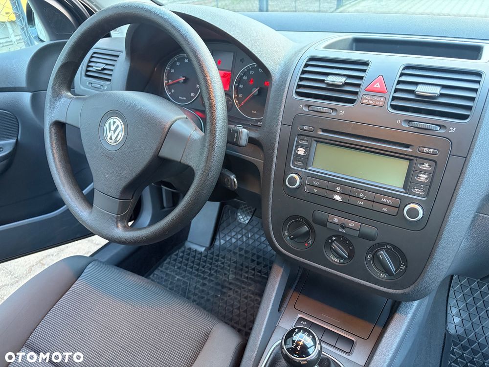 Volkswagen Golf - 19