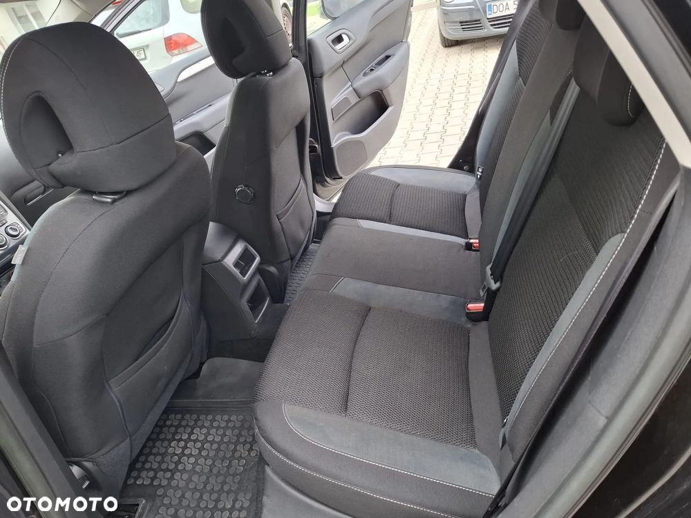 Citroën C4 1.6 HDi Attraction - 9