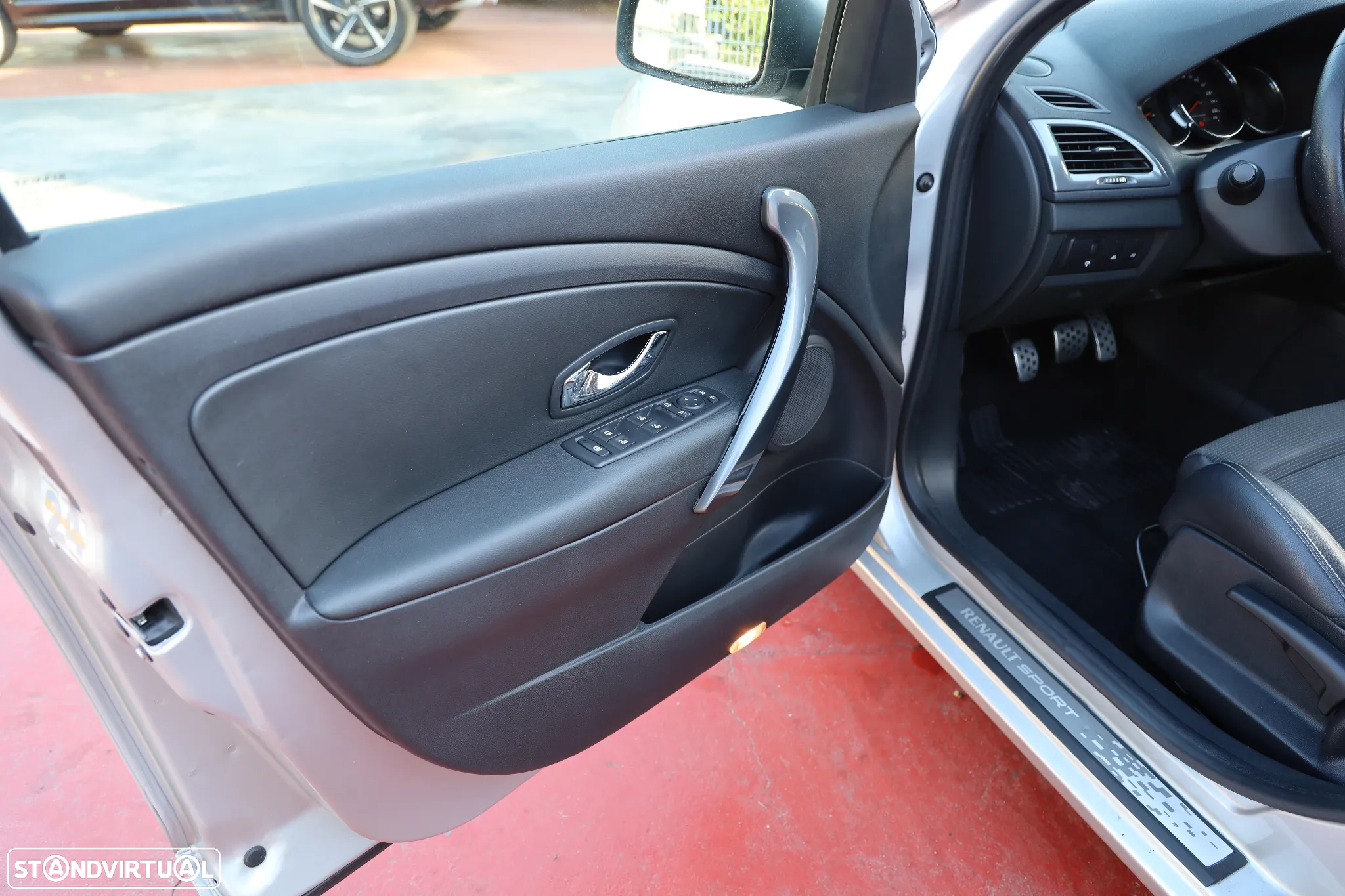 Renault Mégane Sport Tourer 1.6 dCi GT Line SS - 16
