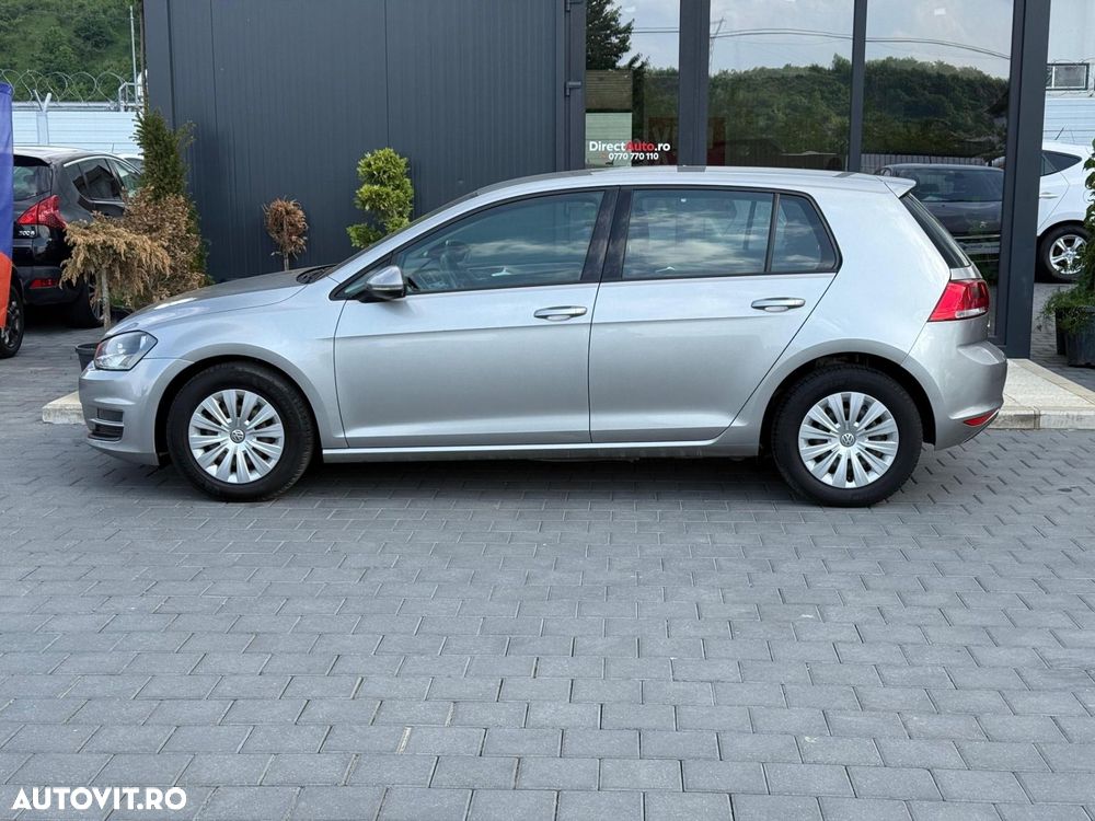 Volkswagen Golf - 3