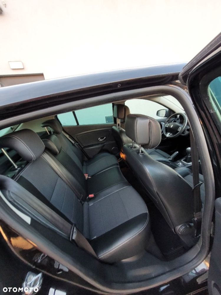 Renault Megane TCe 180 GT - 17